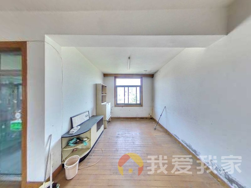 南昌我爱我家岱山东路印钞厂宿舍 南北通透，采光好 近地铁 视野好，诚心出售