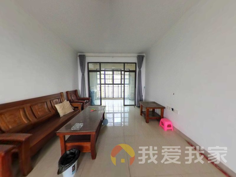 南昌我爱我家九龙湖花园一区 南北通透，采光好 装修好，环镜优美 近地铁 中间楼层