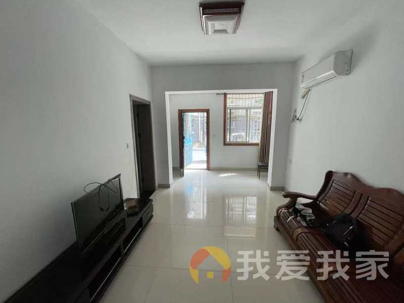 南昌我爱我家青山支路26号光明小区(发电厂宿舍) 南北通透，采光好 周边匹套完善，，出行方便