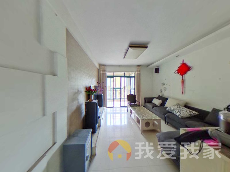南昌我爱我家九里象湖城象湖里 南北通透，采光好 装修好，环镜优美 视野好，诚心出售