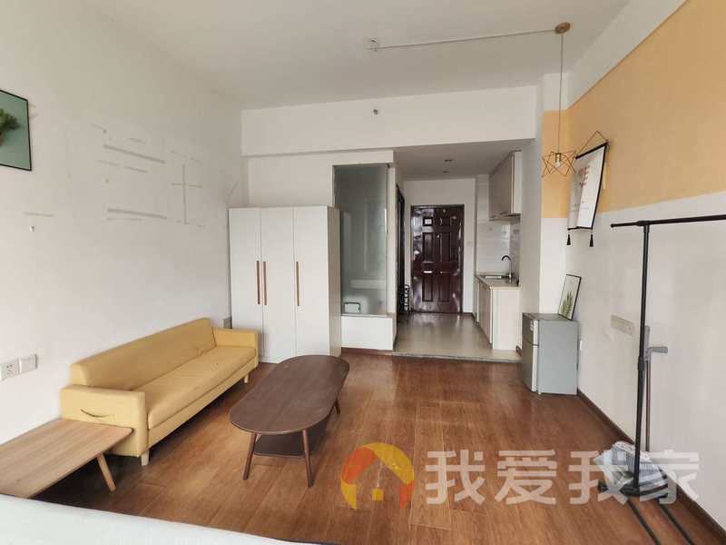 南昌我爱我家抚生路388号国金滨江 南北通透，采光好 装修好，环镜优美 视野好，诚心出售