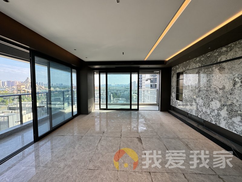南昌我爱我家华侨城万科六期汀岸 南北通透，采光好 装修好，环镜优美 中间楼层