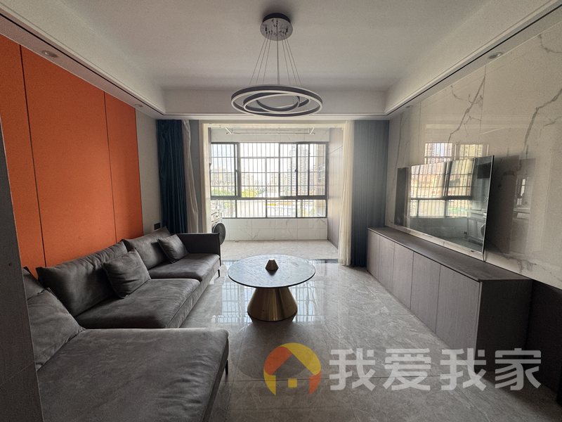 南昌我爱我家永通澄湖国际街区四期 装修好，环镜优美 视野好，诚心出售