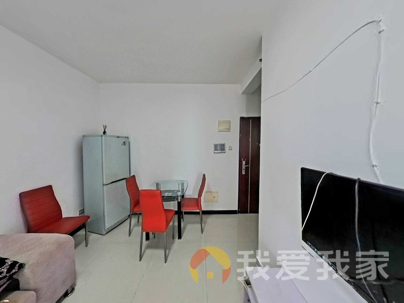 南昌我爱我家万达华府御园 南北通透，采光好 装修好，环镜优美 近地铁 周边匹套完善，，出行方便