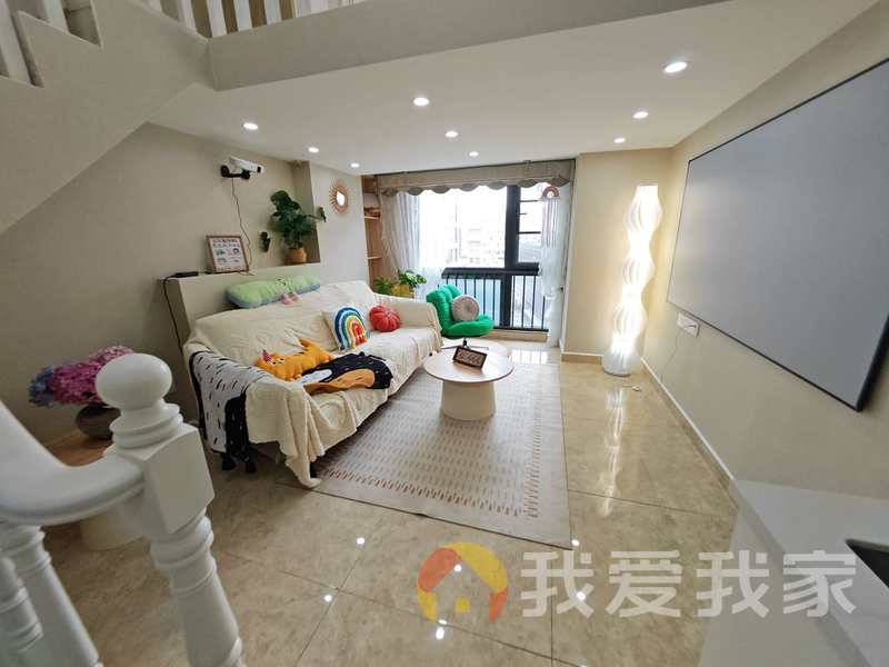 南昌我爱我家华润万象汇 南北通透，采光好 装修好，环镜优美 近地铁 周边匹套完善，，出行方便