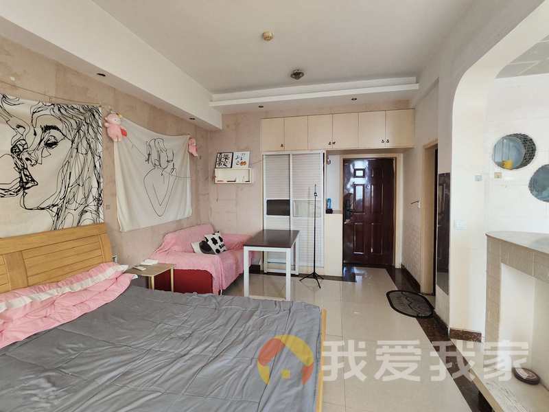 南昌我爱我家抚生路388号国金滨江 南北通透，采光好 装修好，环镜优美 中间楼层