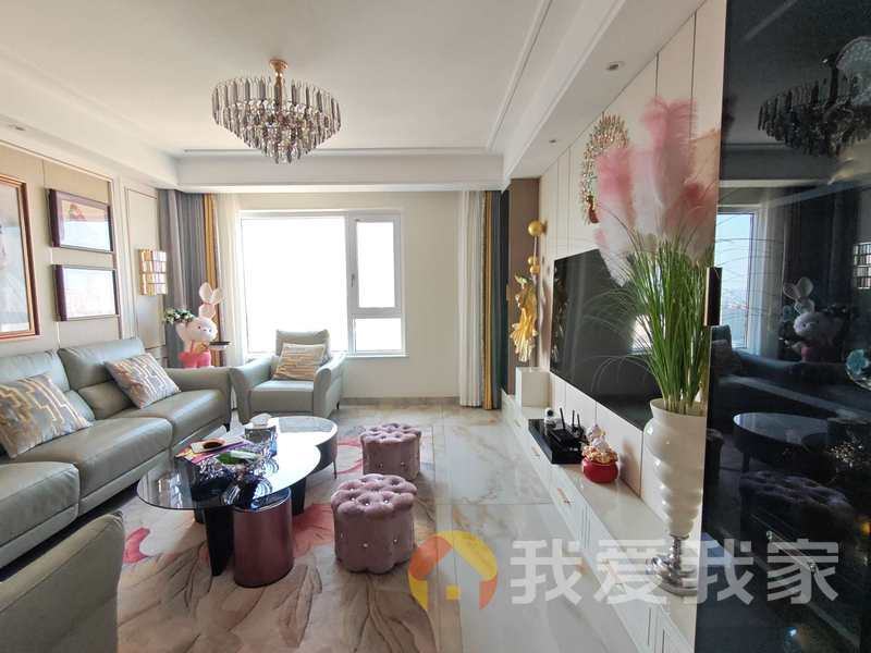 南昌我爱我家青云公馆 南北通透，采光好 装修好，环镜优美 近地铁 视野好，诚心出售