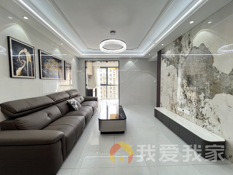 南昌我爱我家银亿上尚城三期 南北通透，采光好 装修好，环镜优美 中间楼层