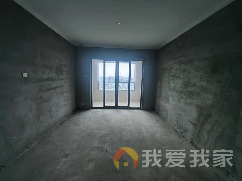 南昌我爱我家联发时代天阶（澜园住宅小区） 南北通透，采光好 装修好，环镜优美 近地铁 视野好，诚心出售