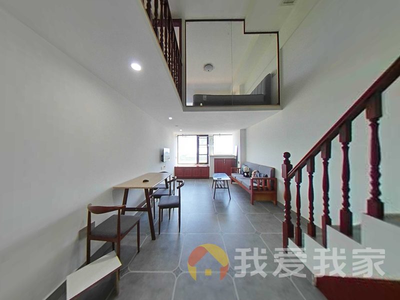 南昌我爱我家新力银湖湾 南北通透，采光好 装修好，环镜优美 中间楼层