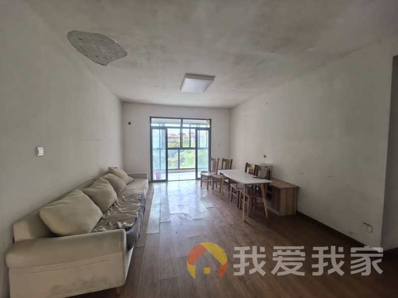 南昌我爱我家华宸东区国际（华鹏东岸） 南北通透，采光好 近地铁 中间楼层