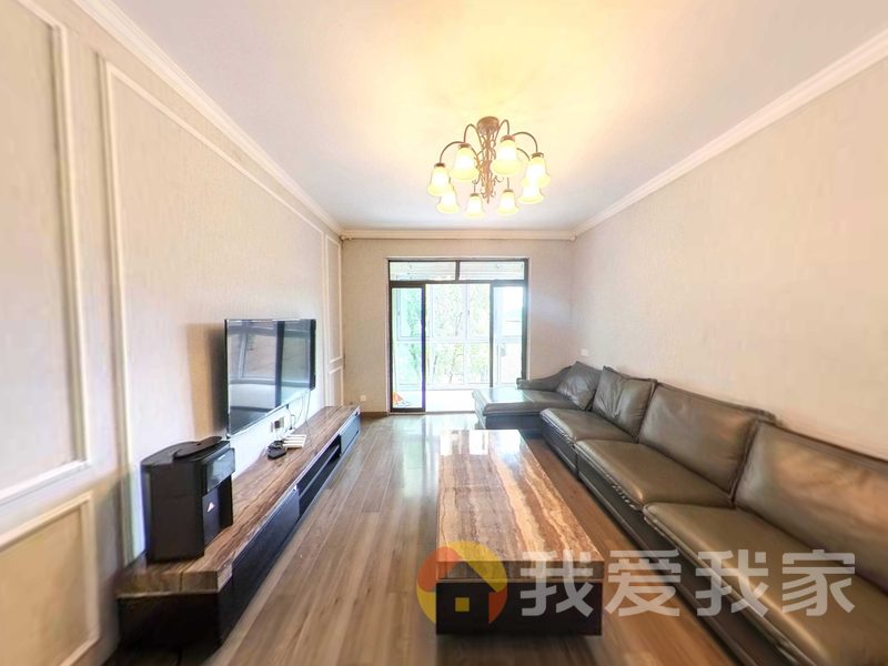 南昌我爱我家中煤凯旋湾 南北通透，采光好 装修好，环镜优美 周边匹套完善，，出行方便