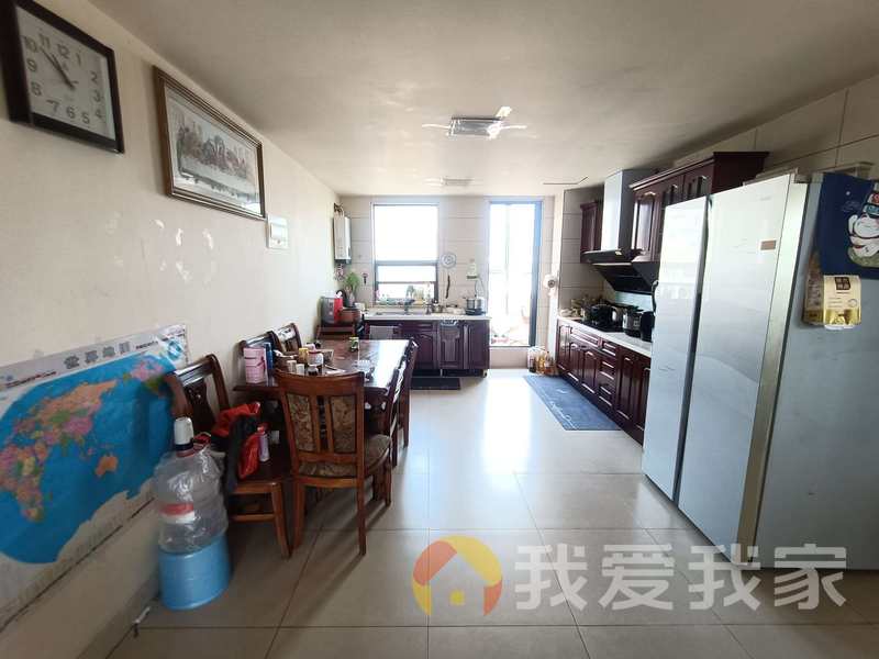 南昌我爱我家万科四季花城北区青竹苑 南北通透，采光好 装修好，环镜优美 近地铁 视野好，诚心出售