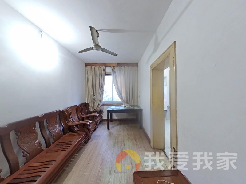 南昌我爱我家上海路华安宿舍 南北通透，采光好 视野好，诚心出售