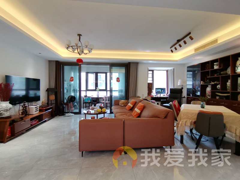南昌我爱我家湖畔学苑 南北通透，采光好 装修好，环镜优美 周边匹套完善，，出行方便