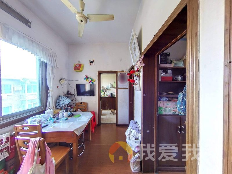 南昌我爱我家洪都大院九区 南北通透，采光好 近地铁 视野好，诚心出售