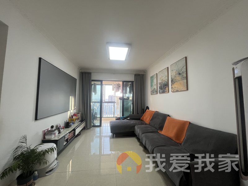 南昌我爱我家绿地玫瑰城 南北通透，采光好 装修好，环镜优美 视野好，诚心出售