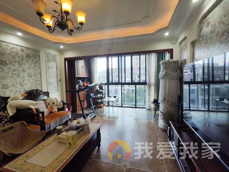 南昌我爱我家中凯蓝域 南北通透，采光好 装修好，环镜优美 视野好，诚心出售