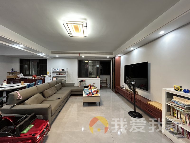 南昌我爱我家龙江花园 南北通透，采光好 装修好，环镜优美 周边匹套完善，，出行方便