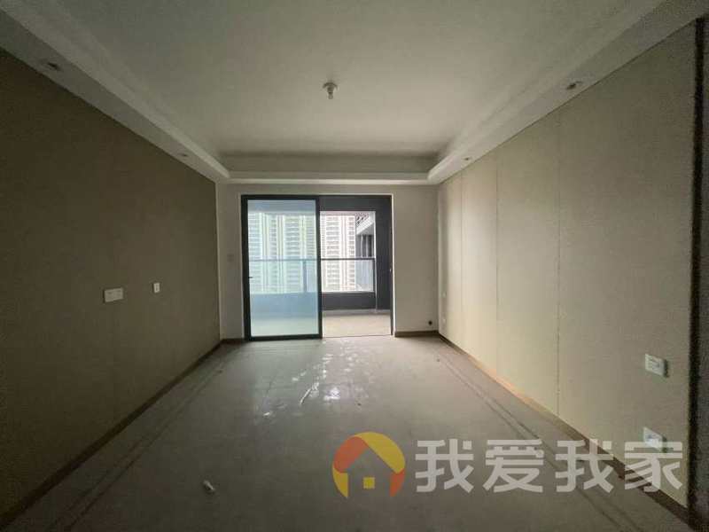 南昌我爱我家融创翰江府（万达文化旅游城G区） 南北通透，采光好 装修好，环镜优美 近地铁 中间楼层