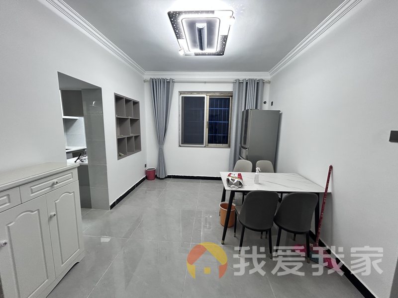 南昌我爱我家洪城路218号江拖宿舍 南北通透，采光好 近地铁 视野好，诚心出售