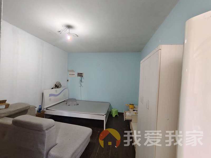 南昌我爱我家世纪中央城 南北通透，采光好 装修好，环镜优美 近地铁 周边匹套完善，，出行方便