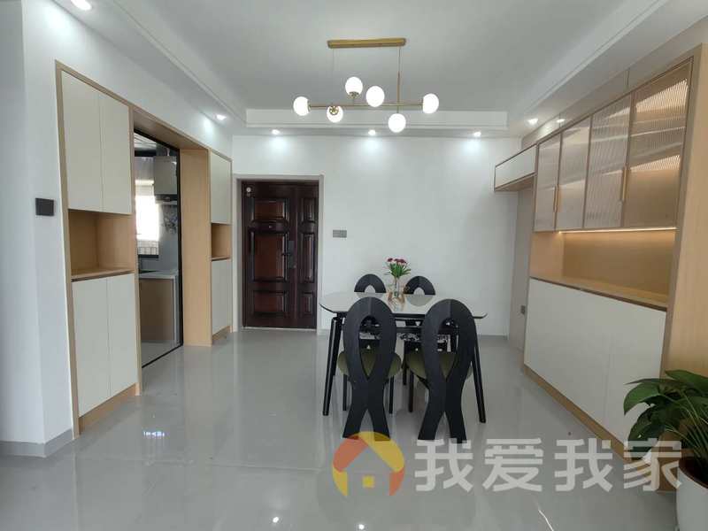 南昌我爱我家新建城B1区 南北通透，采光好 装修好，环镜优美 近地铁 视野好，诚心出售