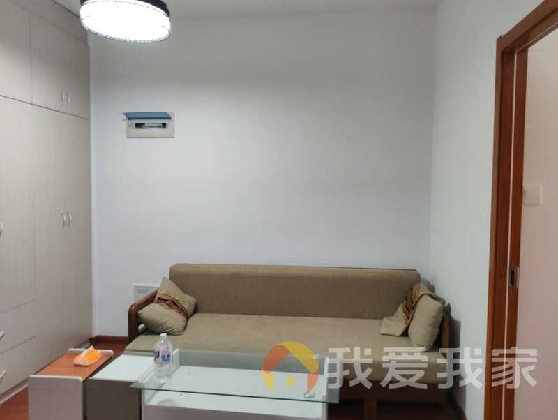 南昌我爱我家君悦府 南北通透，采光好 装修好，环镜优美 周边匹套完善，，出行方便