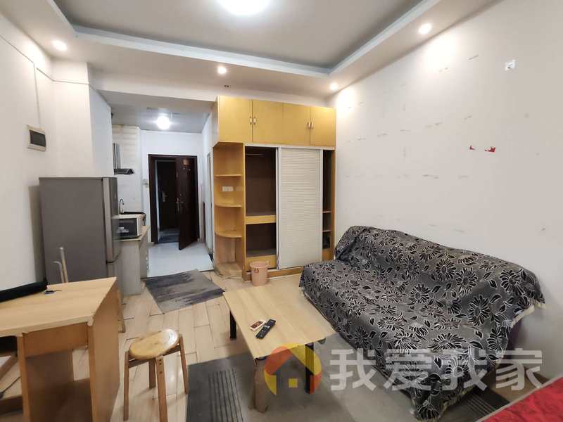 南昌我爱我家抚生路388号国金滨江 南北通透，采光好 装修好，环镜优美 中间楼层