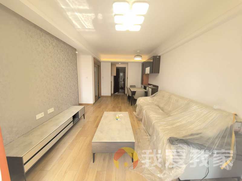 南昌我爱我家万科城市花园 南北通透，采光好 装修好，环镜优美 中间楼层