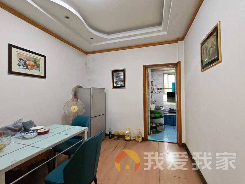 南昌我爱我家工人新村 南北通透，采光好 装修好，环镜优美 视野好，诚心出售