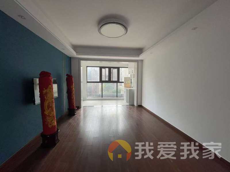 南昌我爱我家新力龙湾二期 南北通透，采光好 装修好，环镜优美 周边匹套完善，，出行方便