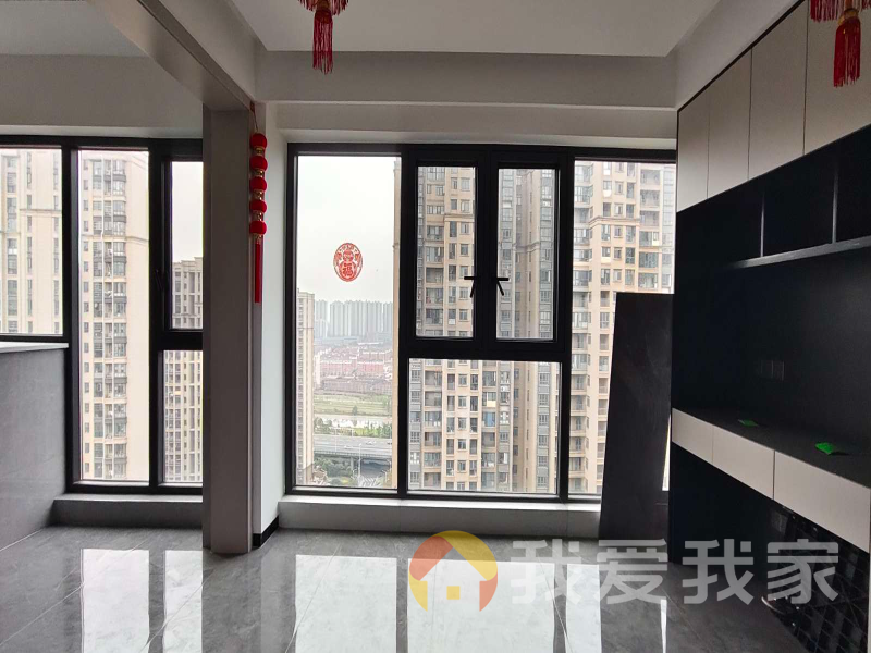 南昌我爱我家天兴翰林苑 南北通透，采光好 装修好，环镜优美 视野好，诚心出售