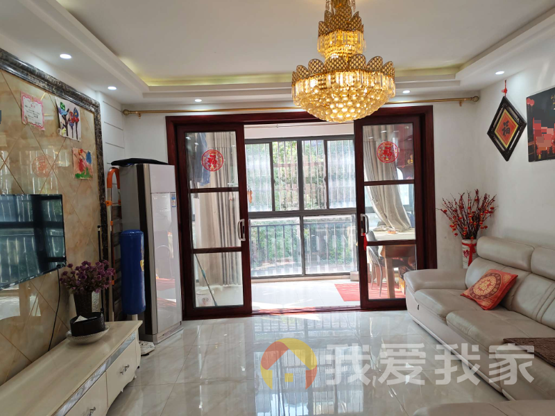 南昌我爱我家中大紫都一期 南北通透，采光好 装修好，环镜优美 近地铁 中间楼层