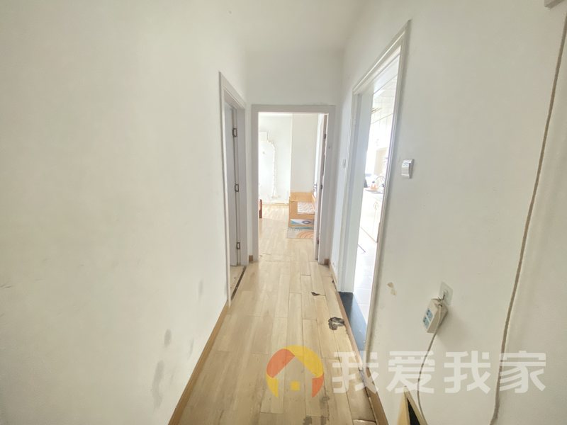 南昌我爱我家万达星城瑞星苑 南北通透，采光好 装修好，环镜优美 近地铁 视野好，诚心出售