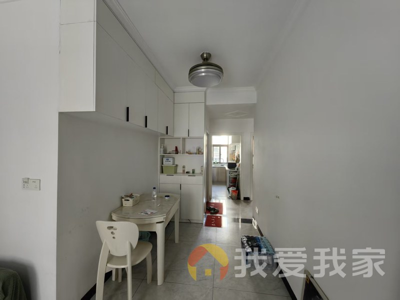 南昌我爱我家舒欣佳居 南北通透，采光好 装修好，环镜优美 视野好，诚心出售