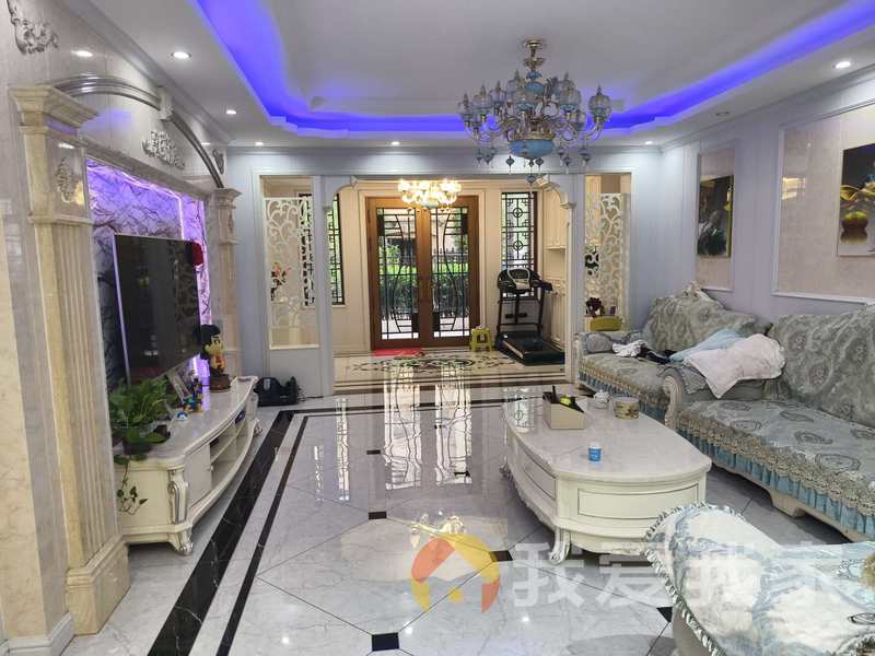 南昌我爱我家君悦府 南北通透，采光好 装修好，环镜优美 周边匹套完善，，出行方便