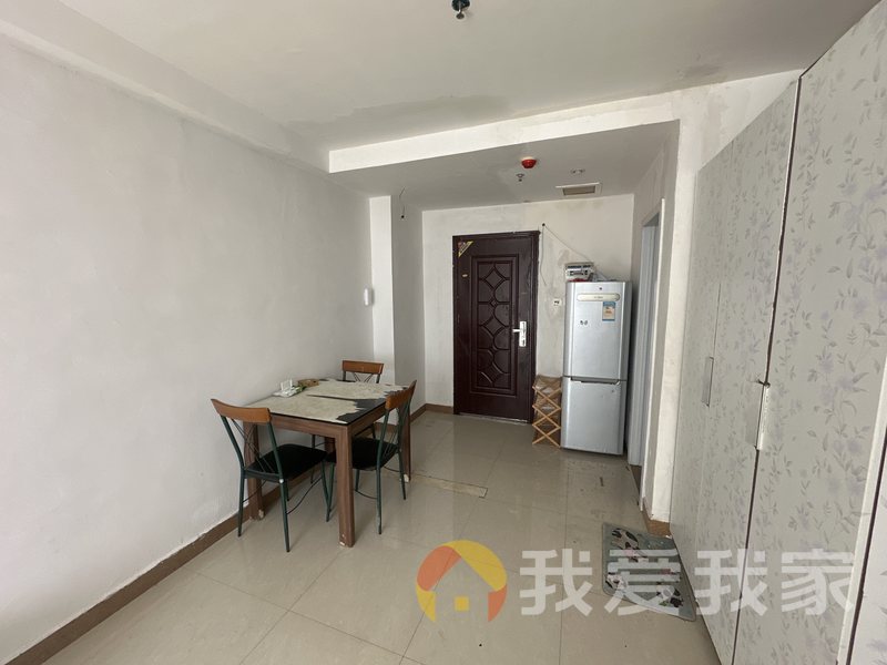 南昌我爱我家嘉德福公寓（胜利名座） 南北通透，采光好 装修好，环镜优美 近地铁 视野好，诚心出售