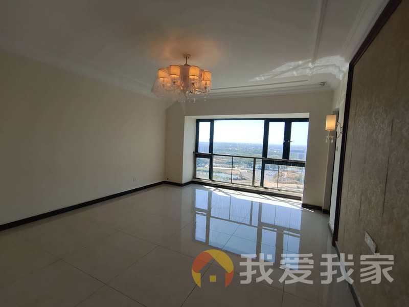 南昌我爱我家恒大绿洲六期 南北通透，采光好 装修好，环镜优美 视野好，诚心出售