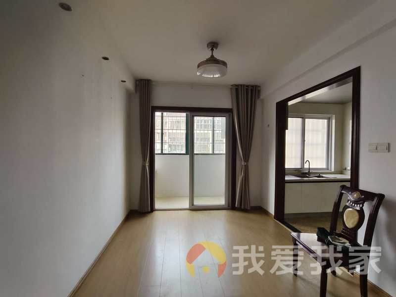 南昌我爱我家水岸菁华 南北通透，采光好 装修好，环镜优美 近地铁 视野好，诚心出售