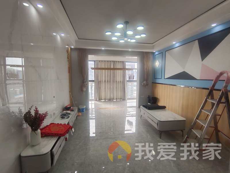 南昌我爱我家百城晶典 南北通透，采光好 视野好，诚心出售