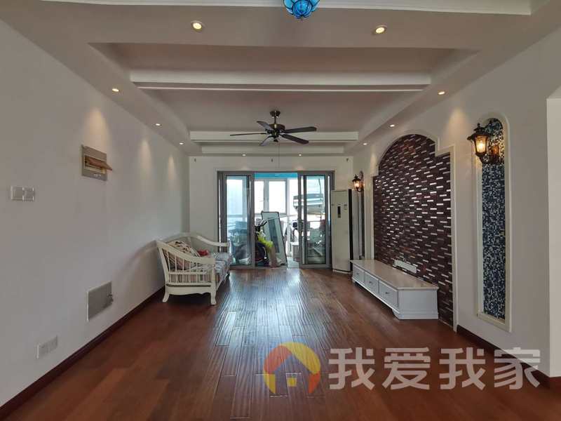 南昌我爱我家紫金城红郡 南北通透，采光好 装修好，环镜优美 视野好，诚心出售