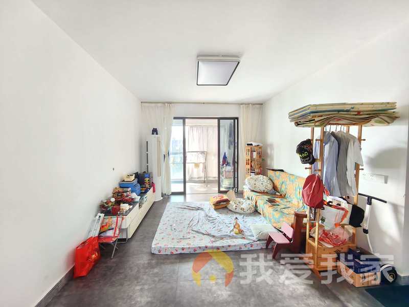 南昌我爱我家绿地国际博览城一期御珑 南北通透，采光好 装修好，环镜优美 近地铁 视野好，诚心出售