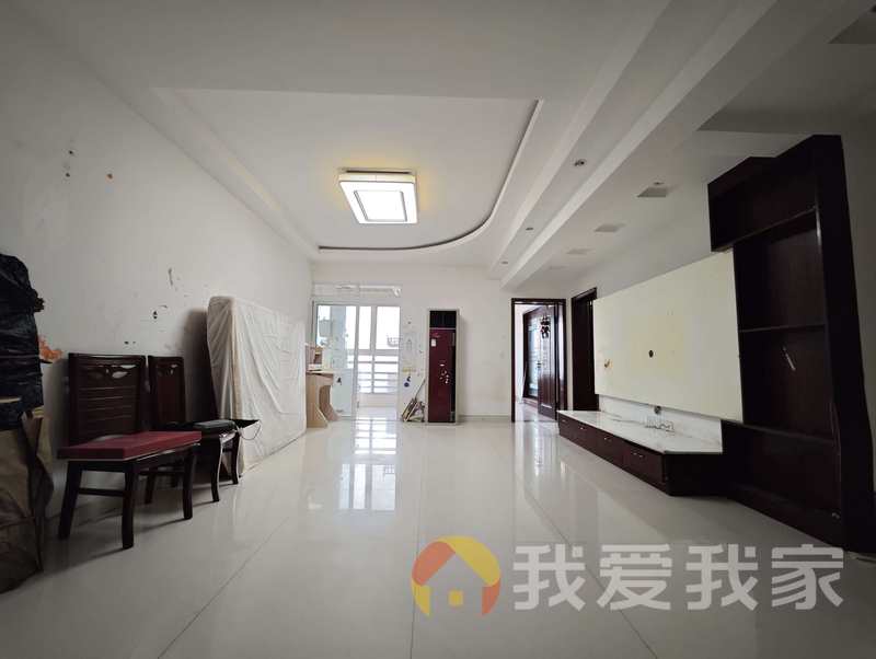 南昌我爱我家黄埔豪庭 南北通透，采光好 装修好，环镜优美 近地铁 视野好，诚心出售