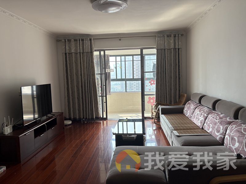 南昌我爱我家岱山东路馨园明珠(印钞厂宿舍) 南北通透，采光好 装修好，环镜优美 近地铁 周边匹套完善，，出行方便