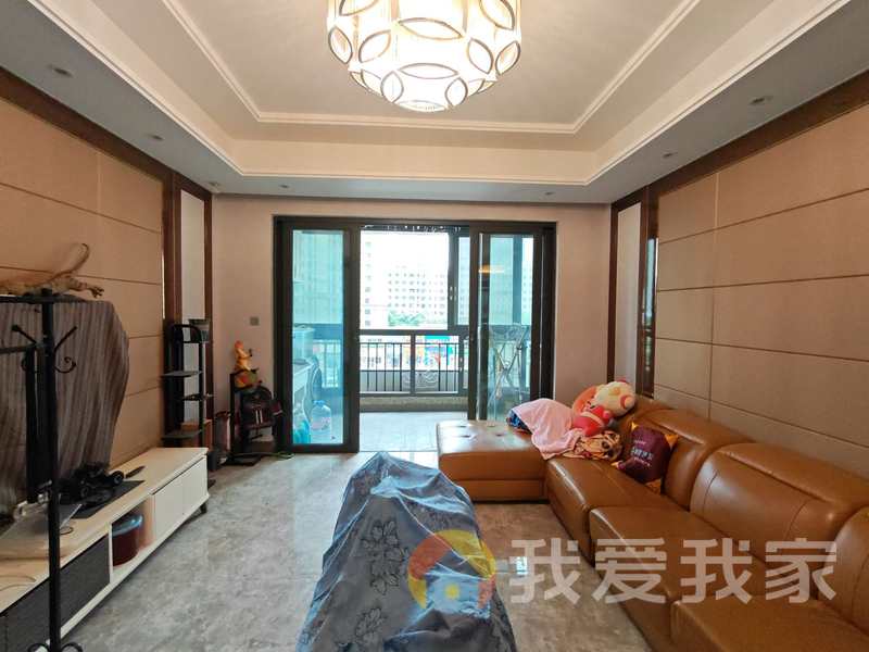 南昌我爱我家恒大华府（金碧华府） 南北通透，采光好 装修好，环镜优美 周边匹套完善，，出行方便