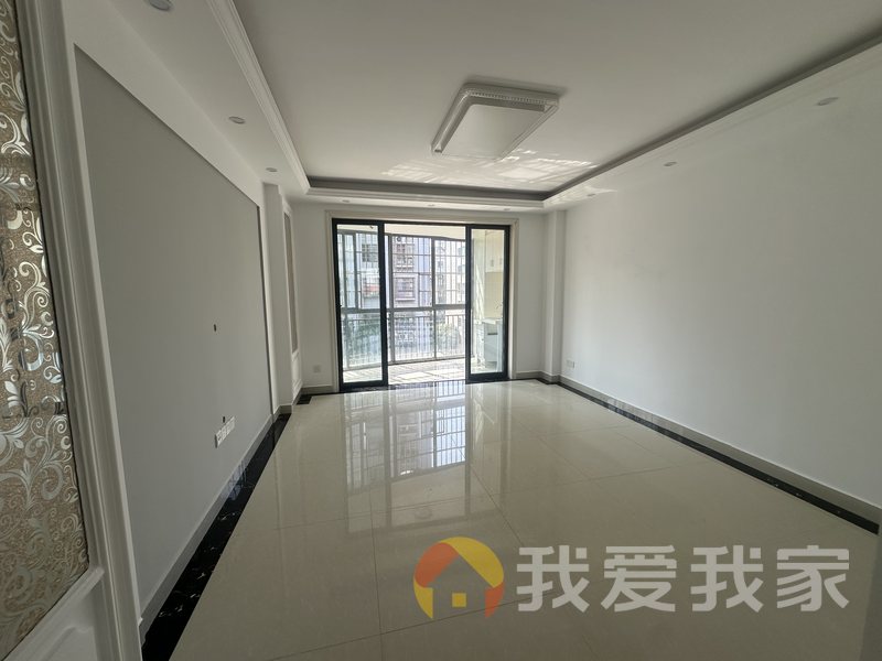 南昌我爱我家银河城水悦湾一区 南北通透，采光好 装修好，环镜优美 近地铁 视野好，诚心出售