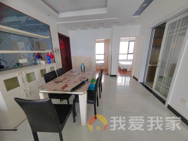 南昌我爱我家保利东湾国际花园 南北通透，采光好 装修好，环镜优美 视野好，诚心出售