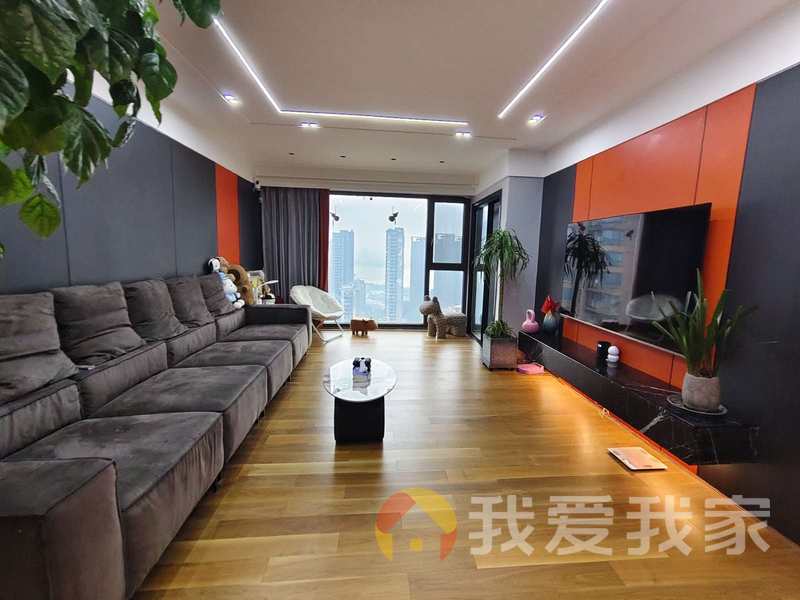 南昌我爱我家云锦路中大云锦 南北通透，采光好 装修好，环镜优美 视野好，诚心出售