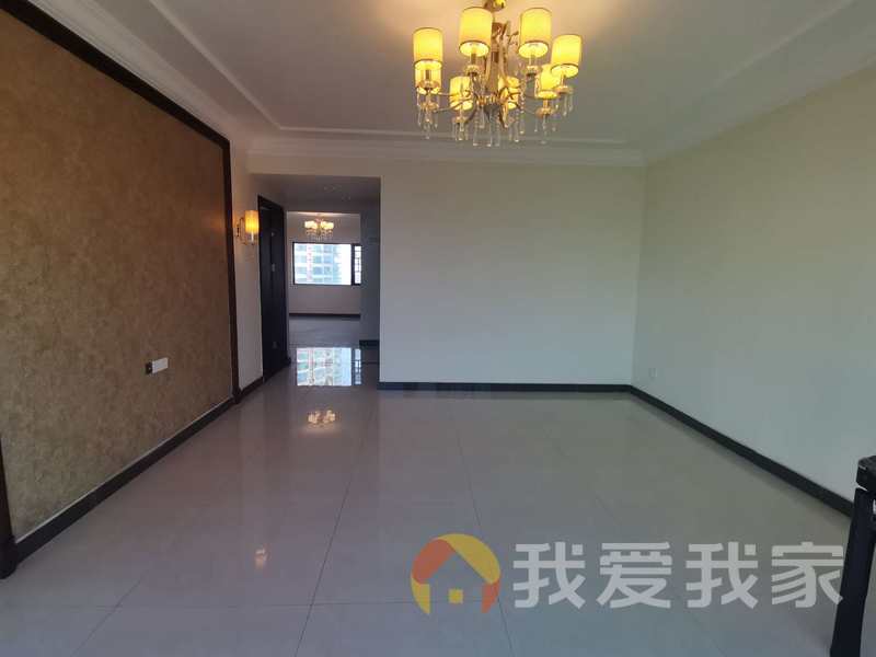 南昌我爱我家恒大绿洲六期 南北通透，采光好 装修好，环镜优美 中间楼层